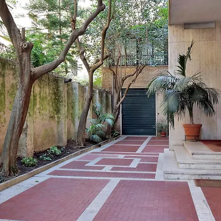 Bed & Breakfast Romagnosi 20 *